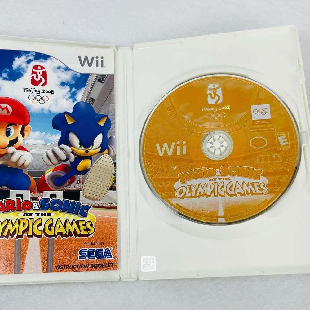 Mario & Sonic at the Olympic Games Nintendo Wii 2008 Beijing SEGA Complete CIB